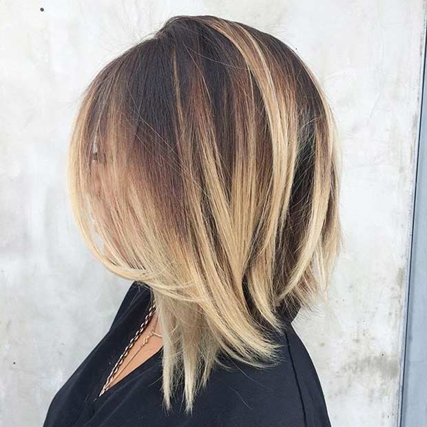 Bob Haircut μήκους ώμου με ξανθά Balayage Highlights