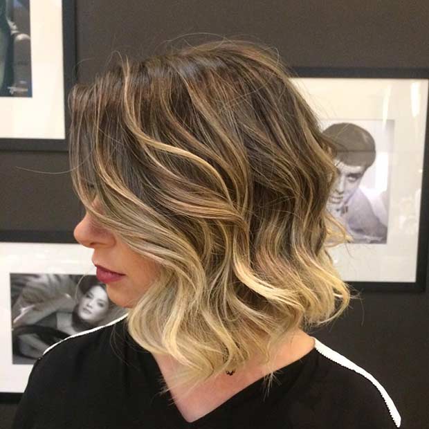 Ξανθιά Balayage Χαρακτηριστικά στο Bob Cut