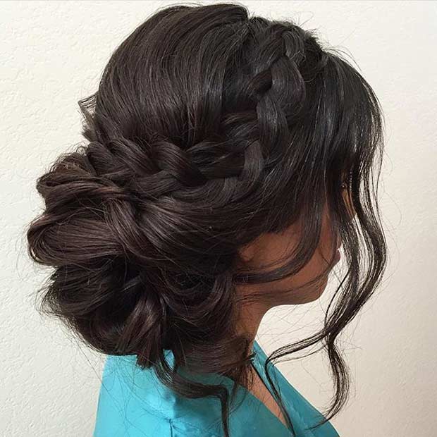 Side Swept Bun Updo για Prom