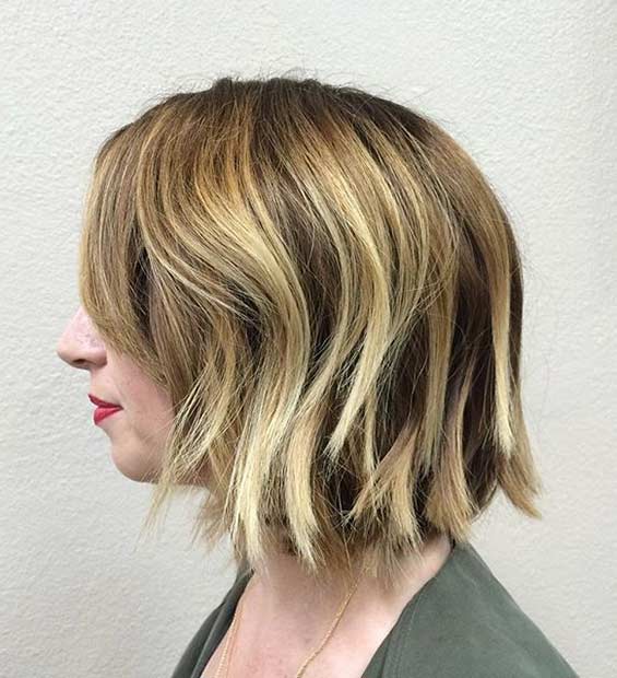 Choppy Short Bob Cut με Blonde Highlights