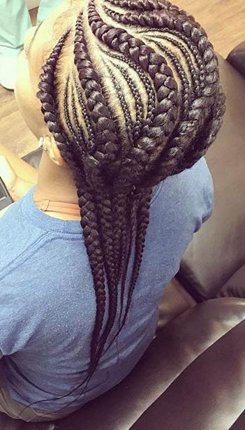 Combinaison de grandes et minces cornrows