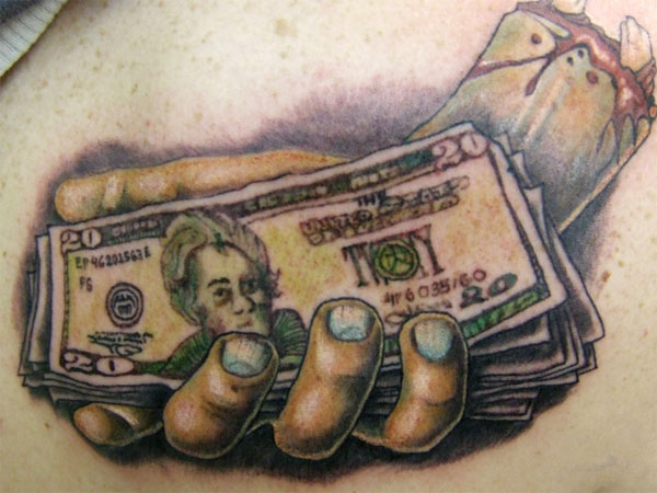 Χέρι με χρήματα