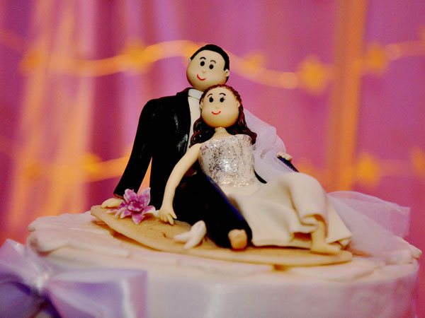 Ρομαντική γαμήλια τούρτα
