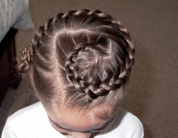 Cheveux tressés français en forme de G