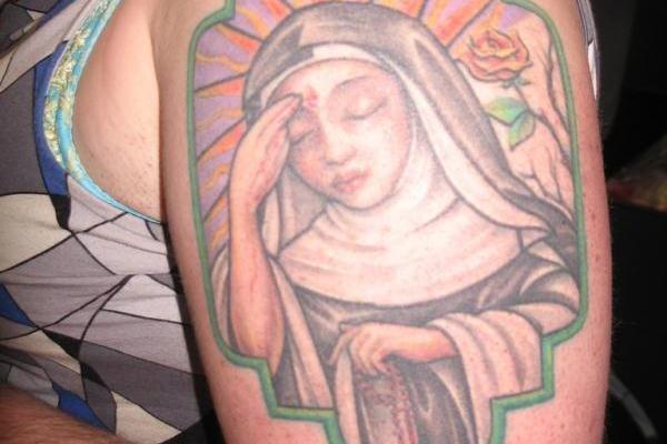 Tatouage Vierge Marie