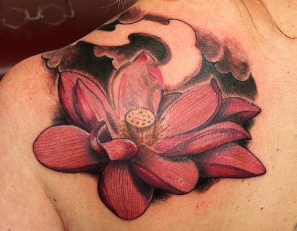 Tatouage De Lotus Frais