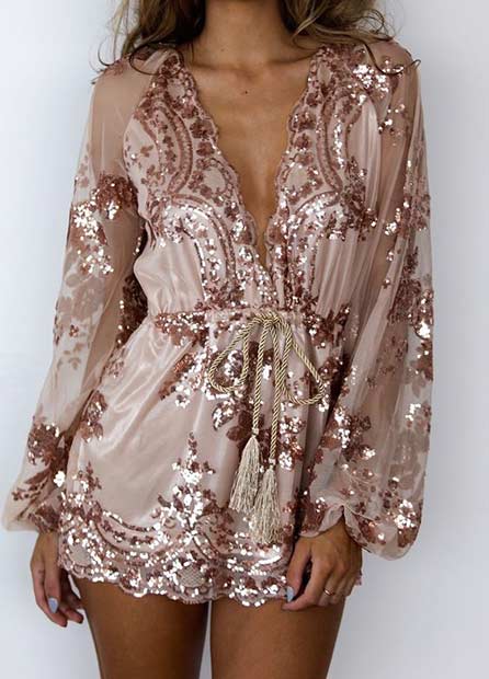 Nude Sequin Playsuit για την παραμονή της Πρωτοχρονιάς