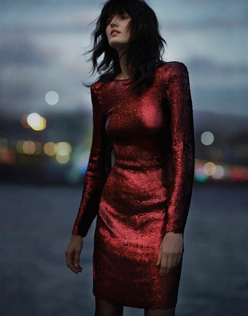 Robe rouge à sequins pour le réveillon du Nouvel An