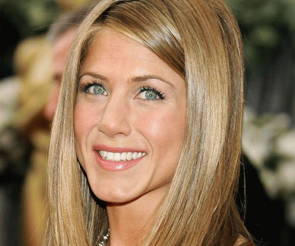 Jennifer Aniston Coiffure Droite