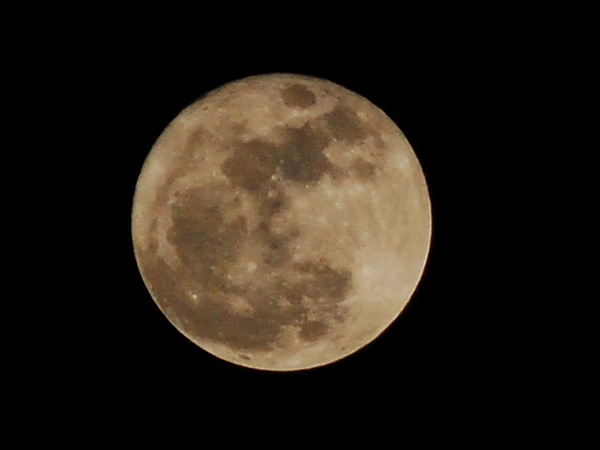 Fond de lune centrale