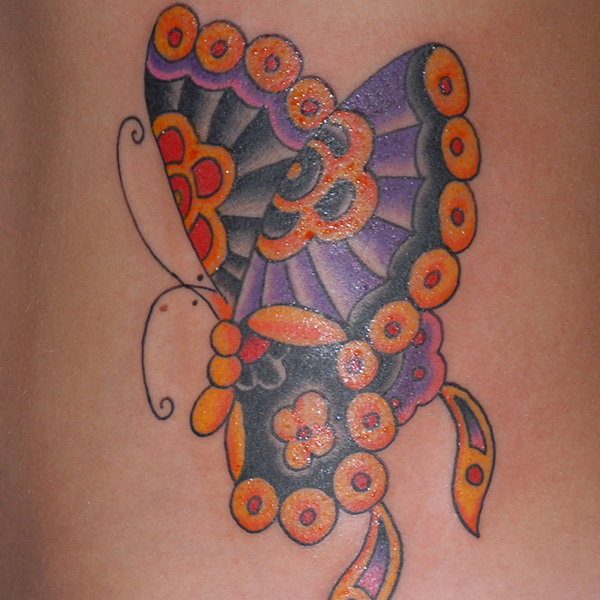 Μαγεμένο τατουάζ πεταλούδας