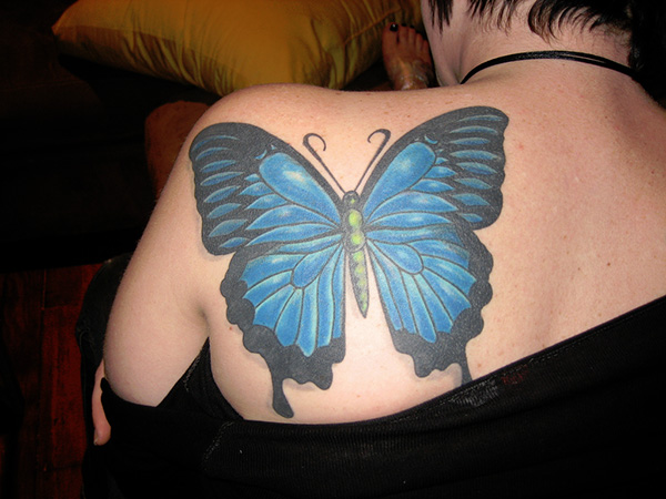Μεγάλο τατουάζ πεταλούδας