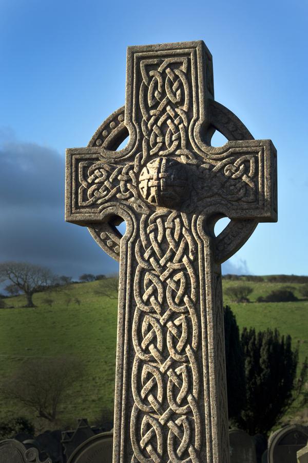 Intégrer la croix celtique