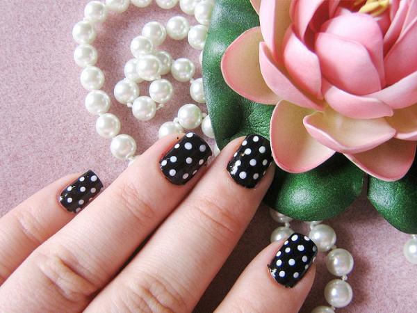 Polka Dots Nail Design