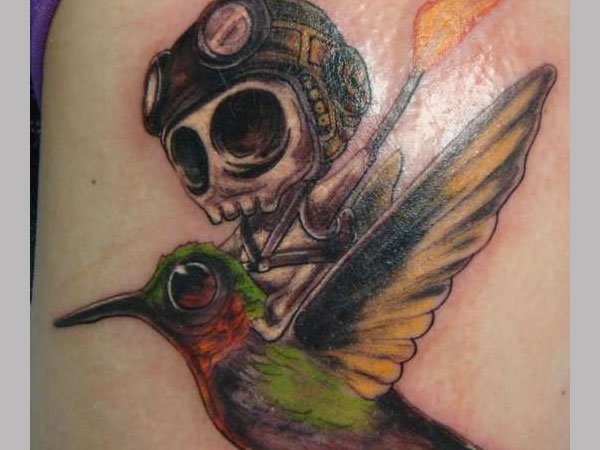 Tatouage d'oiseau de la mort