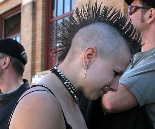 Fille Mohawk