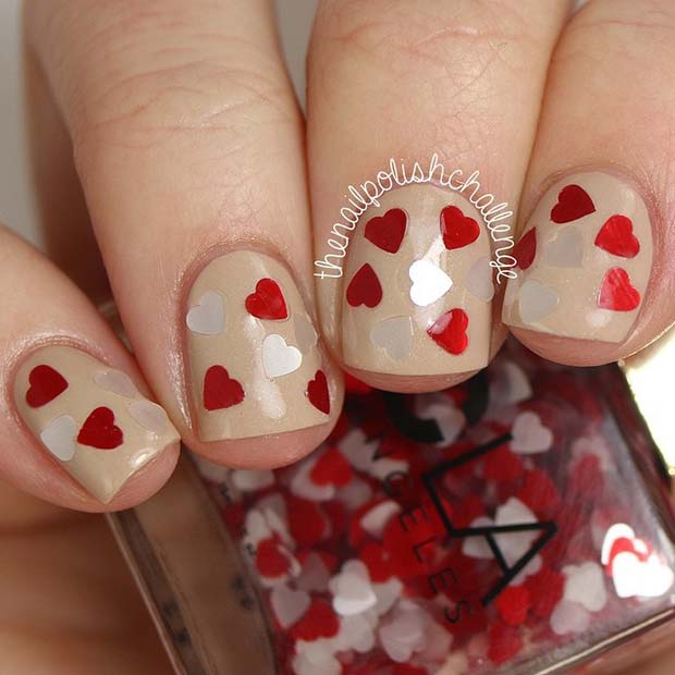 Ongles coeur embelli