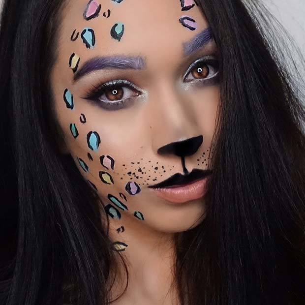 Idée de maquillage léopard coloré