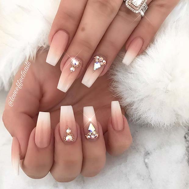 Ongles élégants avec strass