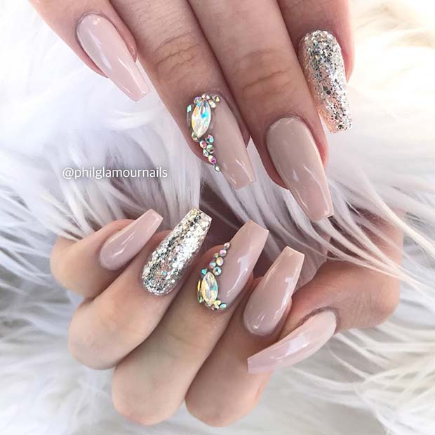 Κομψά, Nude Coffin Nails με στρας