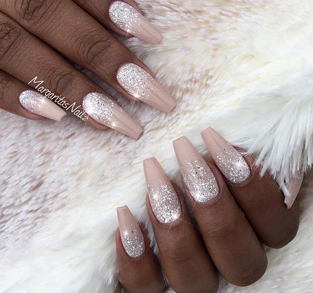 Γυμνά και Glitter Ombre Nails