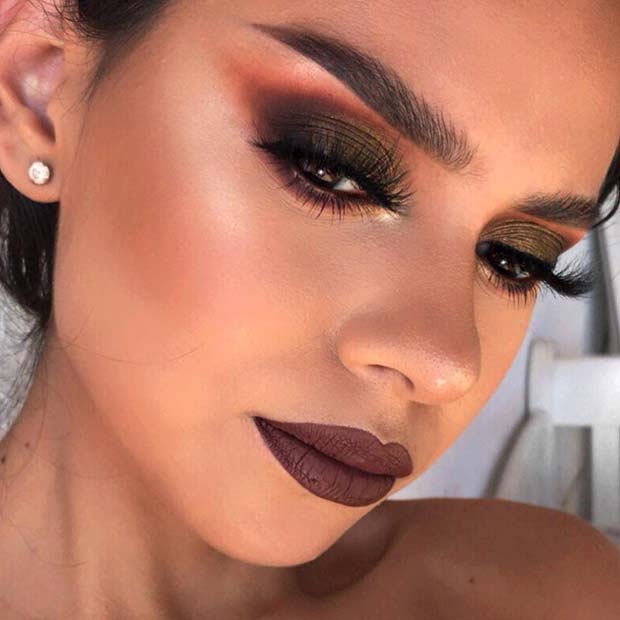 Dark and Statement Making Fall Makeup