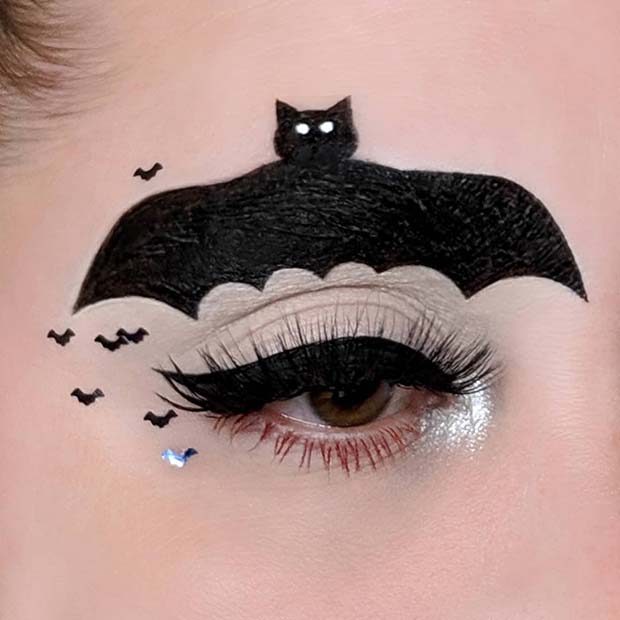 Maquillage des yeux de chauve-souris