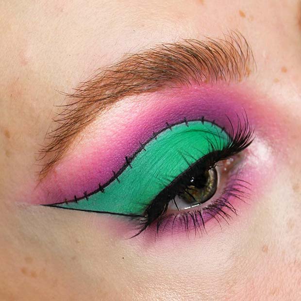 Maquillage pour les yeux simple inspiré de Frankenstein