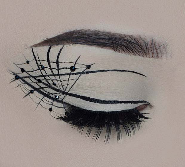 Idée de maquillage pour les yeux en toile d'araignée élégante