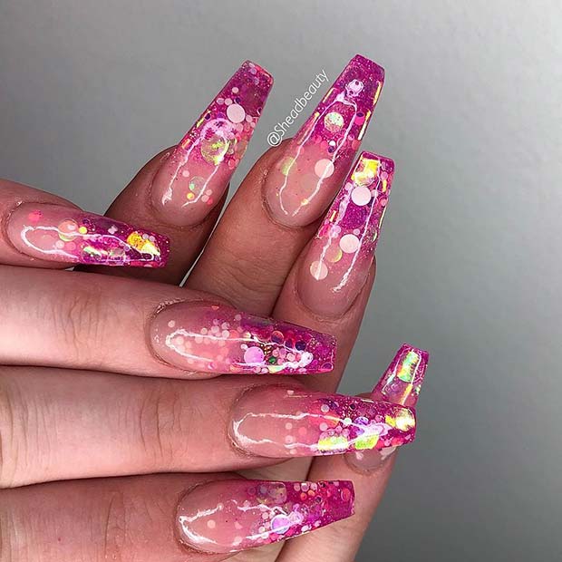 Glitzy και Glam Nail Idea