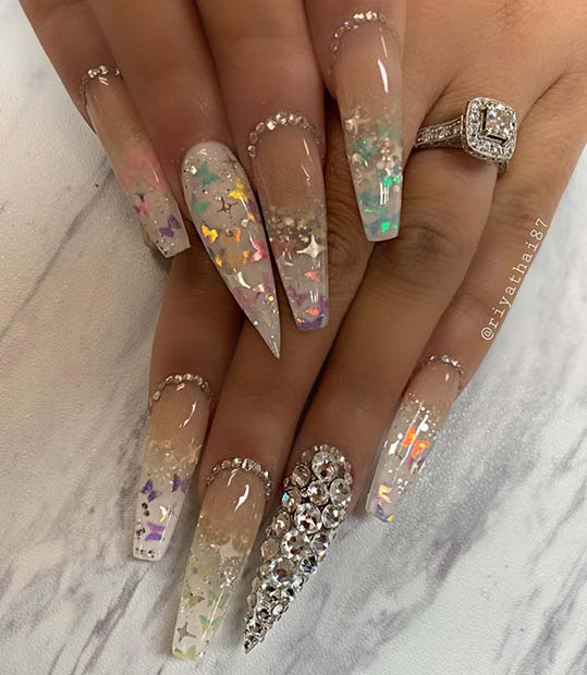 Ongles magnifiques et glamour