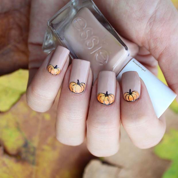 Ongles De Potiron Nus Mignons