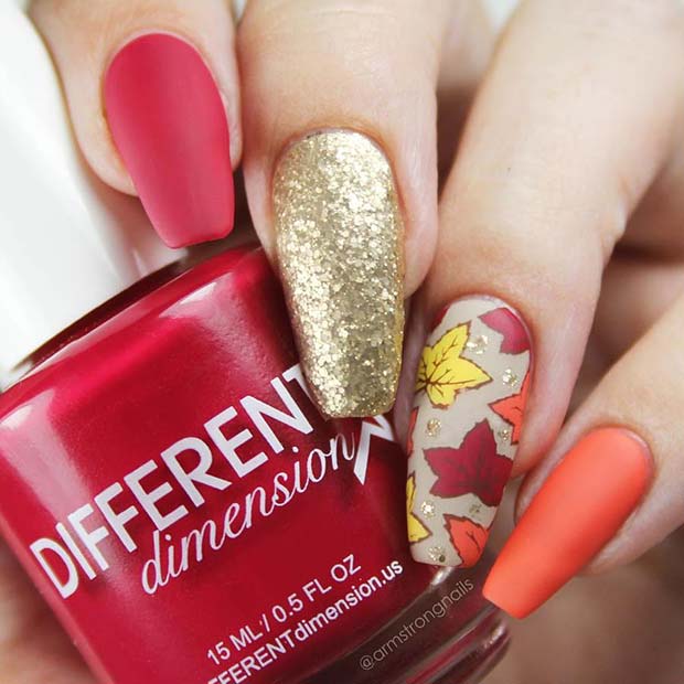 Ongles colorés avec Nail Art feuillu