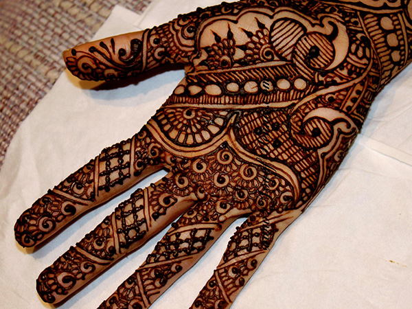 Frolic Mehndi