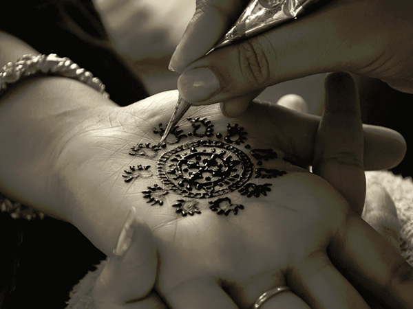 Mehndi Making