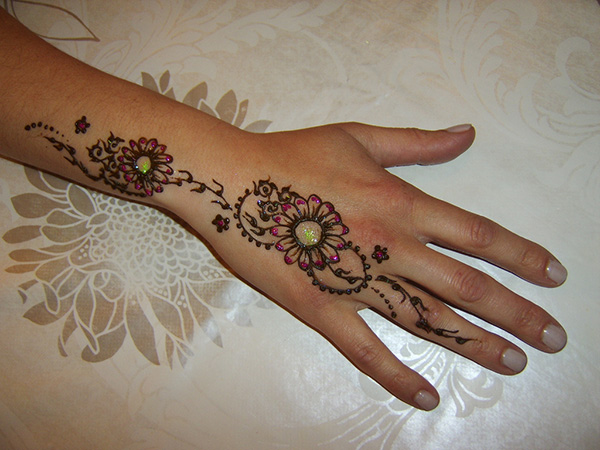 Απλή Floral Henna