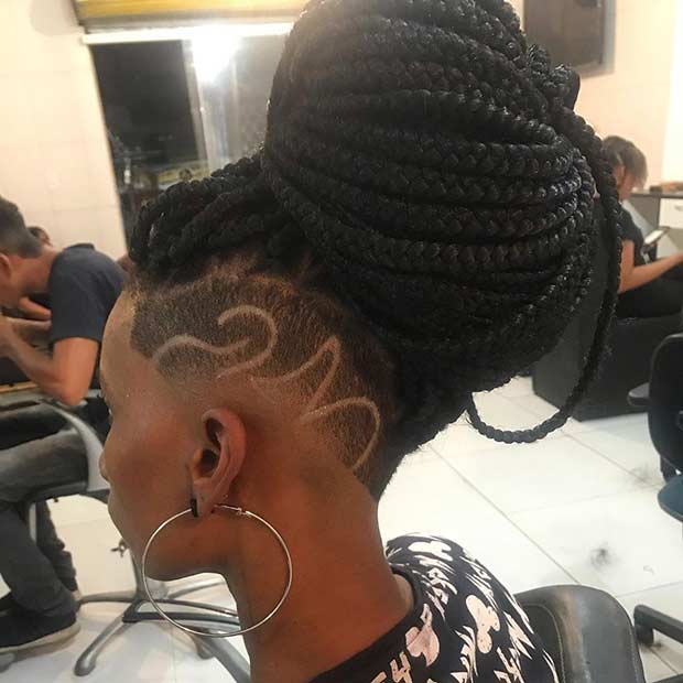 Jumbo Braids Updo με Ξυρισμένες Πλευρές