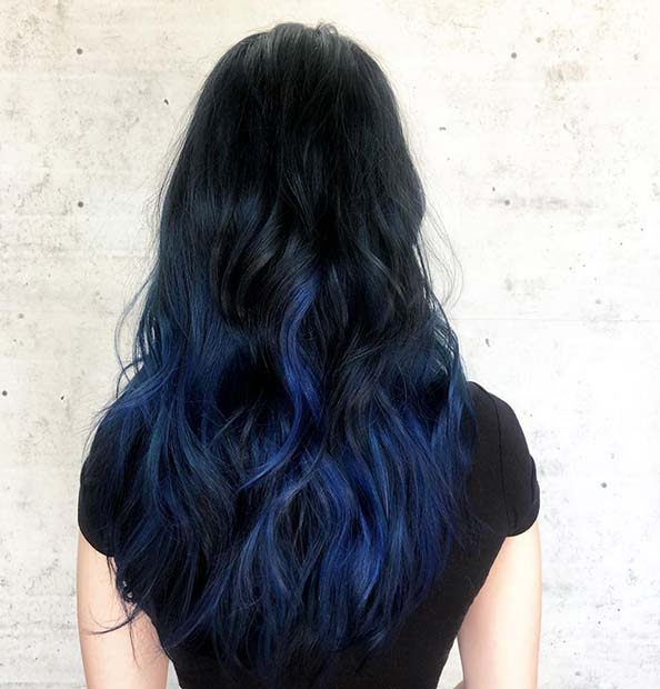 מיזוג צבע שיער שחור עד כחול