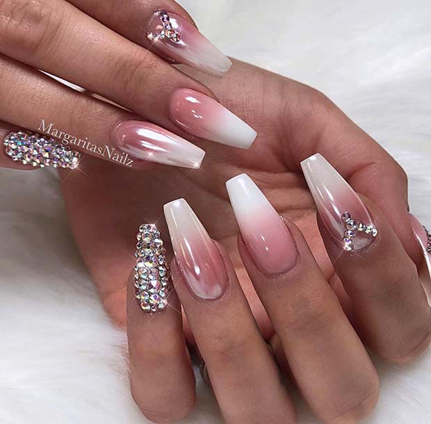 Γαλλικά Ombre Coffin Nails with Rhinestones