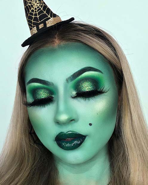 Look de maquillage tout vert pour Halloween