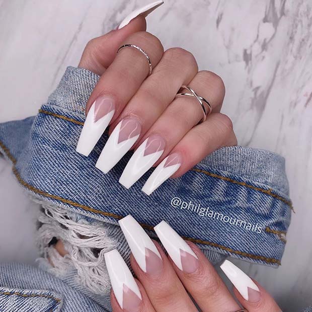 Conception d'ongles White V Tips