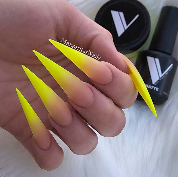 Ongles Stiletto Jaune Ombre