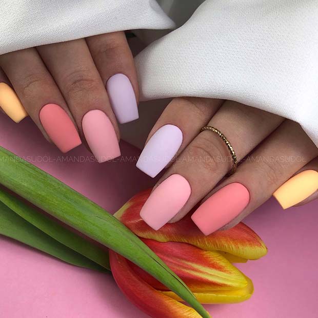 Ongles Courts et Pastels Mats