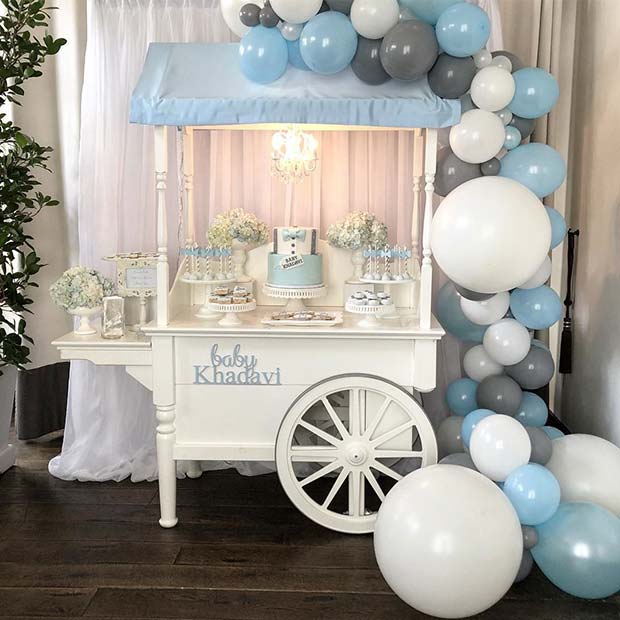 Idée de chariot à desserts pour baby shower