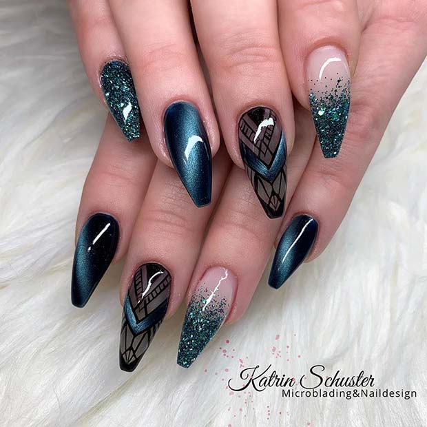 Design d'ongles sombre et élégant pour les ongles de cercueil