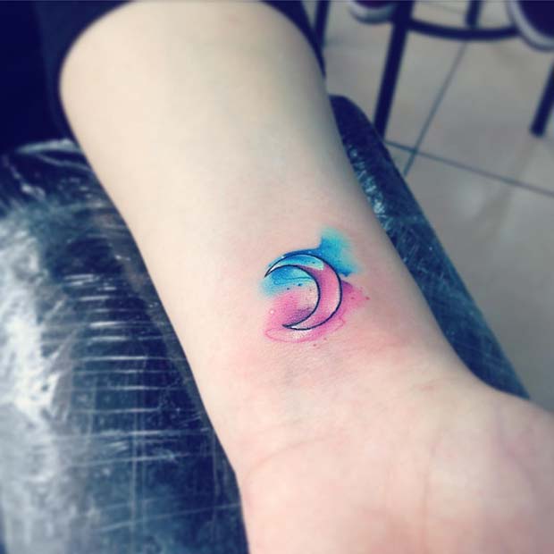 Petit tatouage de lune aquarelle