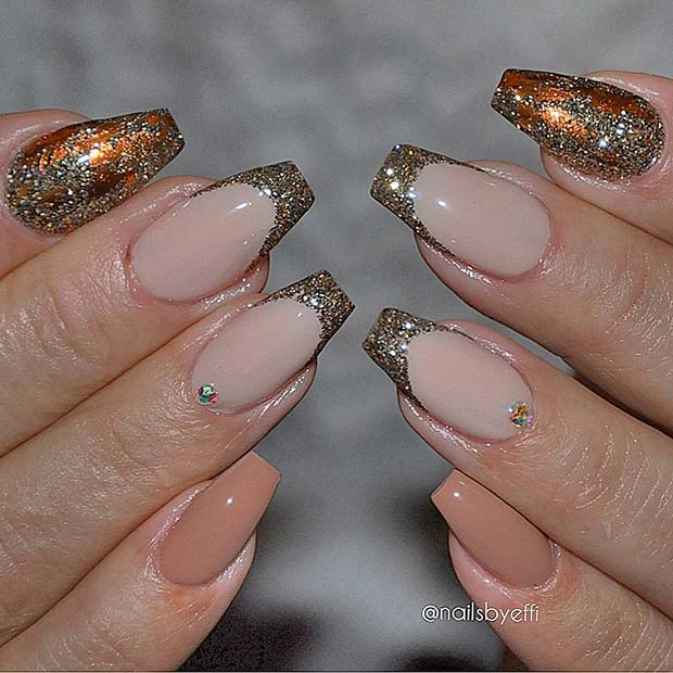Gold Glitter και Bronze Foil Nails