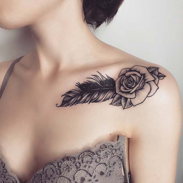 Σχέδιο τατουάζ με φτερά και τριαντάφυλλα