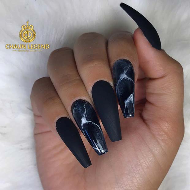 Ongles Noir Mat et Marbre