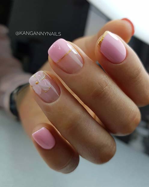 Κομψά ροζ νύχια